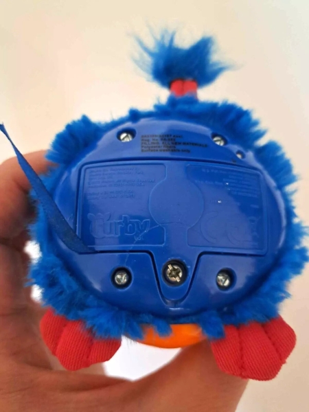 Furby von Hasbro 2012 - Blau Gelb - Ungetestet